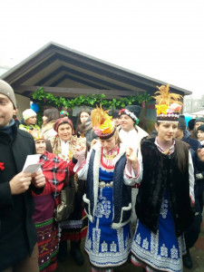 танци